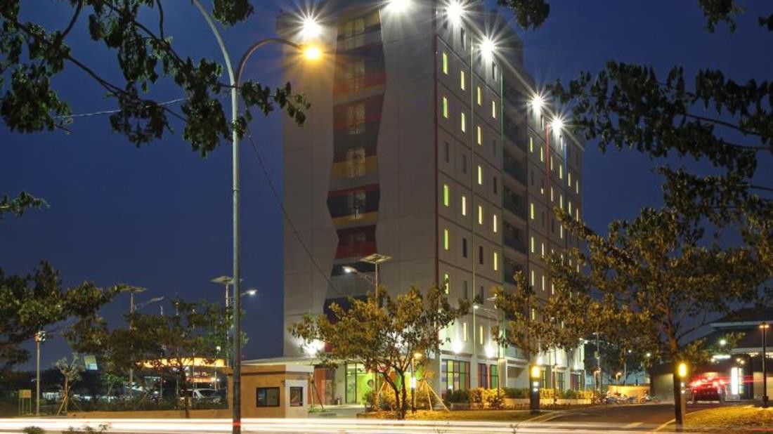 Pop! Hotel Bsd City Tangerang Serpong Buitenkant foto