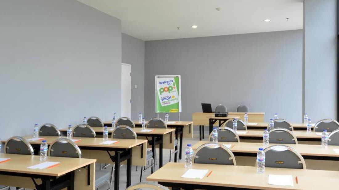 Pop! Hotel Bsd City Tangerang Serpong Buitenkant foto