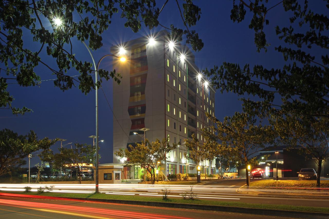 Pop! Hotel Bsd City Tangerang Serpong Buitenkant foto