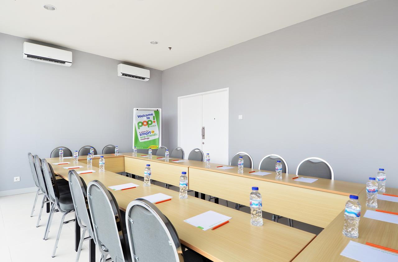 Pop! Hotel Bsd City Tangerang Serpong Buitenkant foto