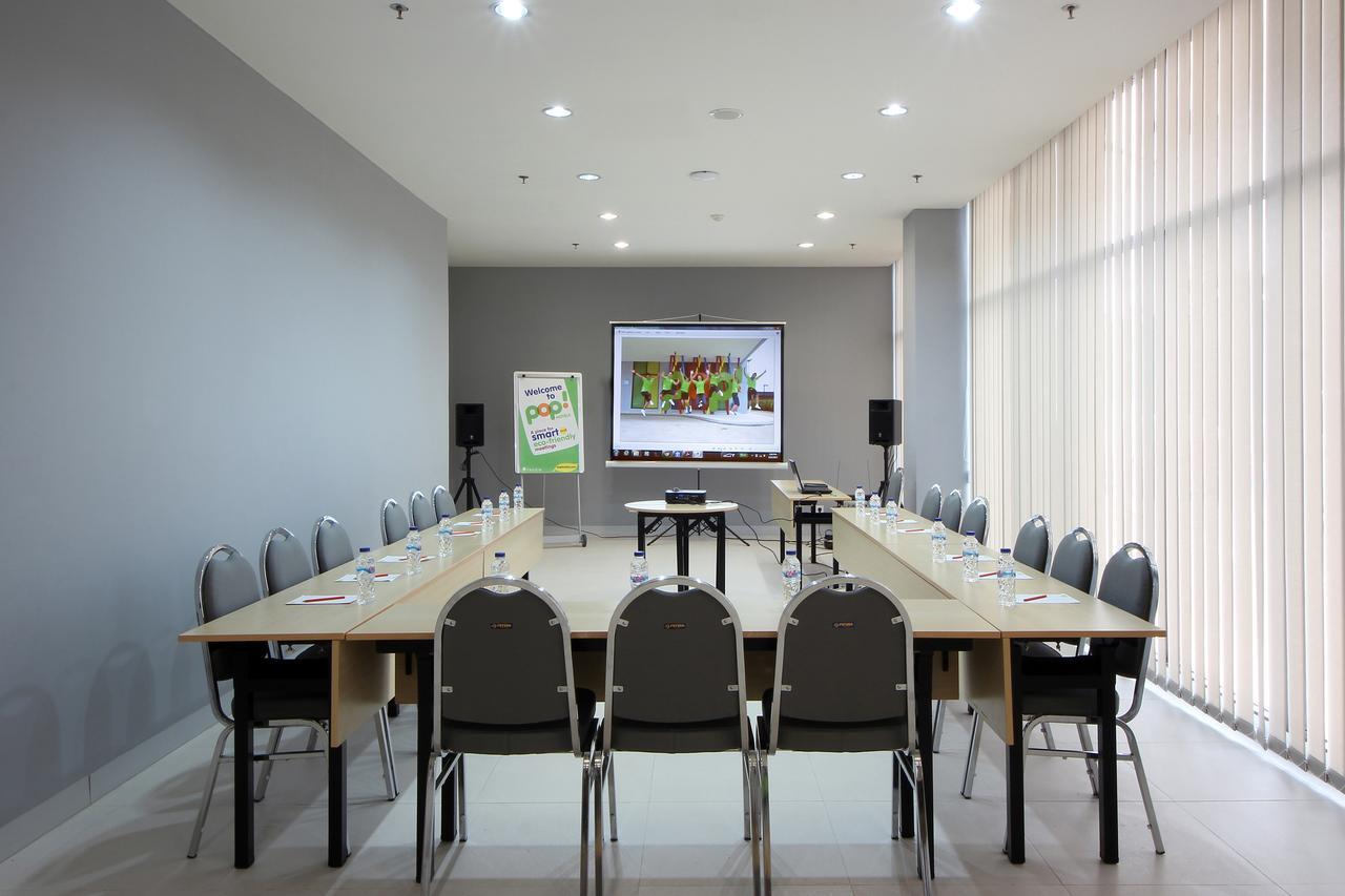 Pop! Hotel Bsd City Tangerang Serpong Buitenkant foto