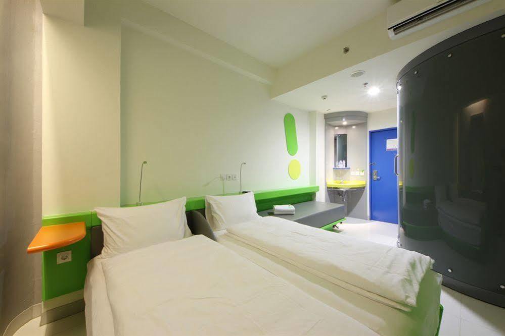 Pop! Hotel Bsd City Tangerang Serpong Buitenkant foto