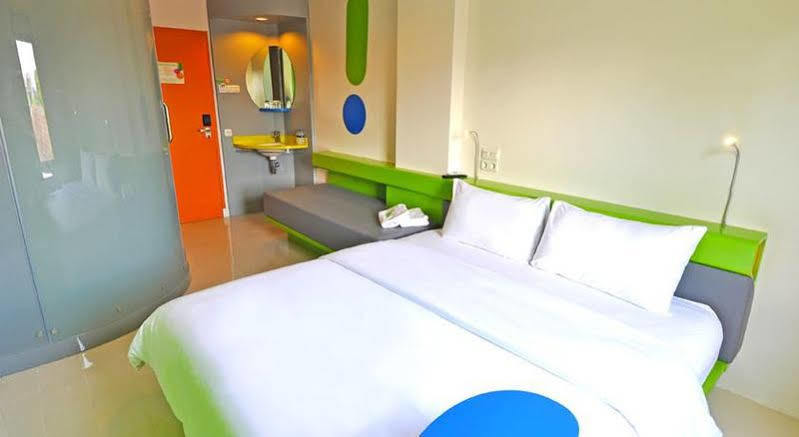 Pop! Hotel Bsd City Tangerang Serpong Buitenkant foto