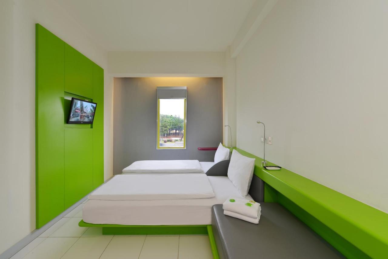 Pop! Hotel Bsd City Tangerang Serpong Buitenkant foto
